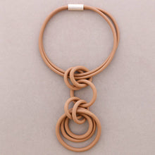 Charger l'image dans la galerie, Collier maillons caoutchouc