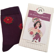 Charger l'image dans la galerie, La Dame aux chaussettes