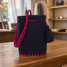 Charger l'image dans la galerie, Sac à bandoulière rond Midnight