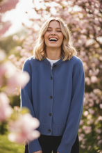 Charger l'image dans la galerie, Cardigan en maille bleu