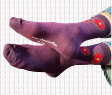 Charger l'image dans la galerie, La Dame aux chaussettes