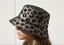 Charger l'image dans la galerie, Chapeau Léo faux cuir &amp; tulle