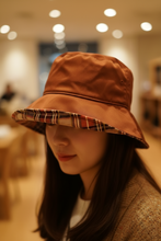 Charger l'image dans la galerie, Pluie Satin cognac