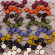 Charger l'image dans la galerie, Collier long perles médaille en résine