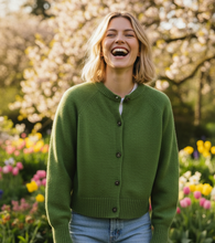 Charger l'image dans la galerie, Cardigan en maille vert